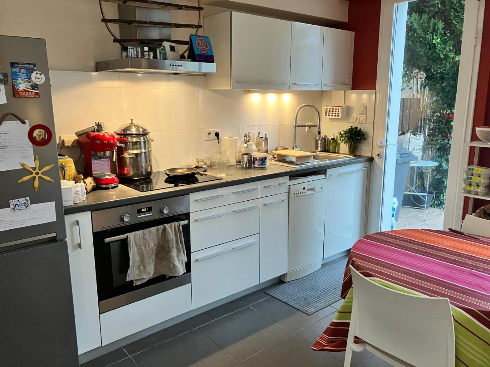 Bordeaux Centre, Appartement Privatif Et 5 Chambres Privees, Piscine, Parking Luaran gambar
